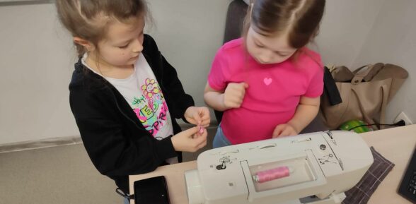 Kreatywne zajęcia – Junior w krainie szycia