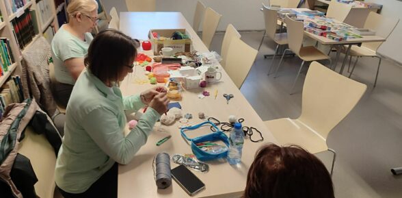 Międzypokoleniowe szydełkowanie