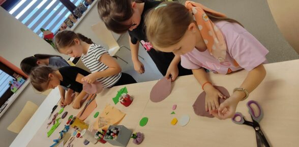 #htmlcaption_73738 Junior w krainie szycia w naszej świetlicy